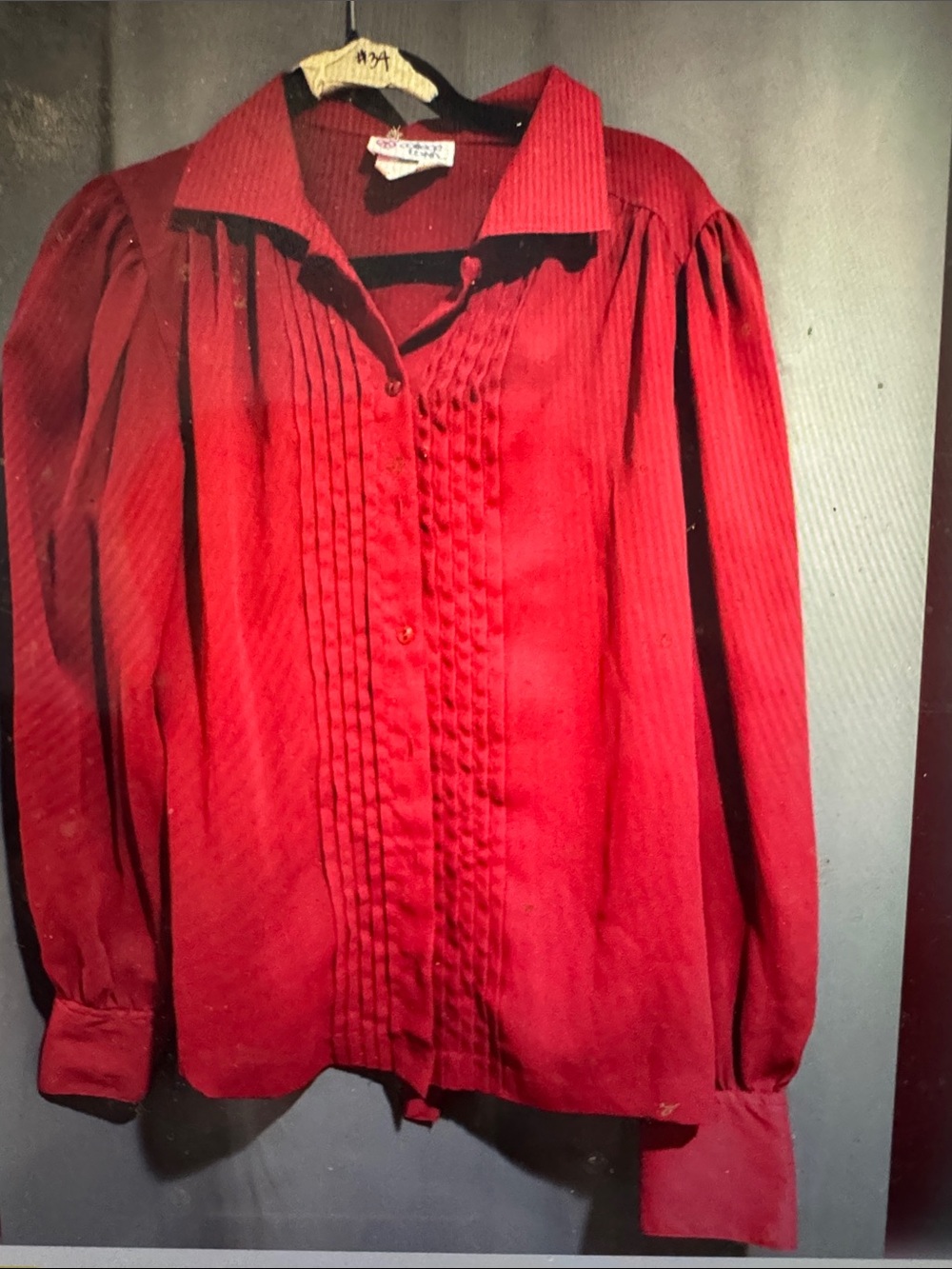 Vintage 1970s Secretary blouse Women's Red Pleated Front Button-Down Blouse